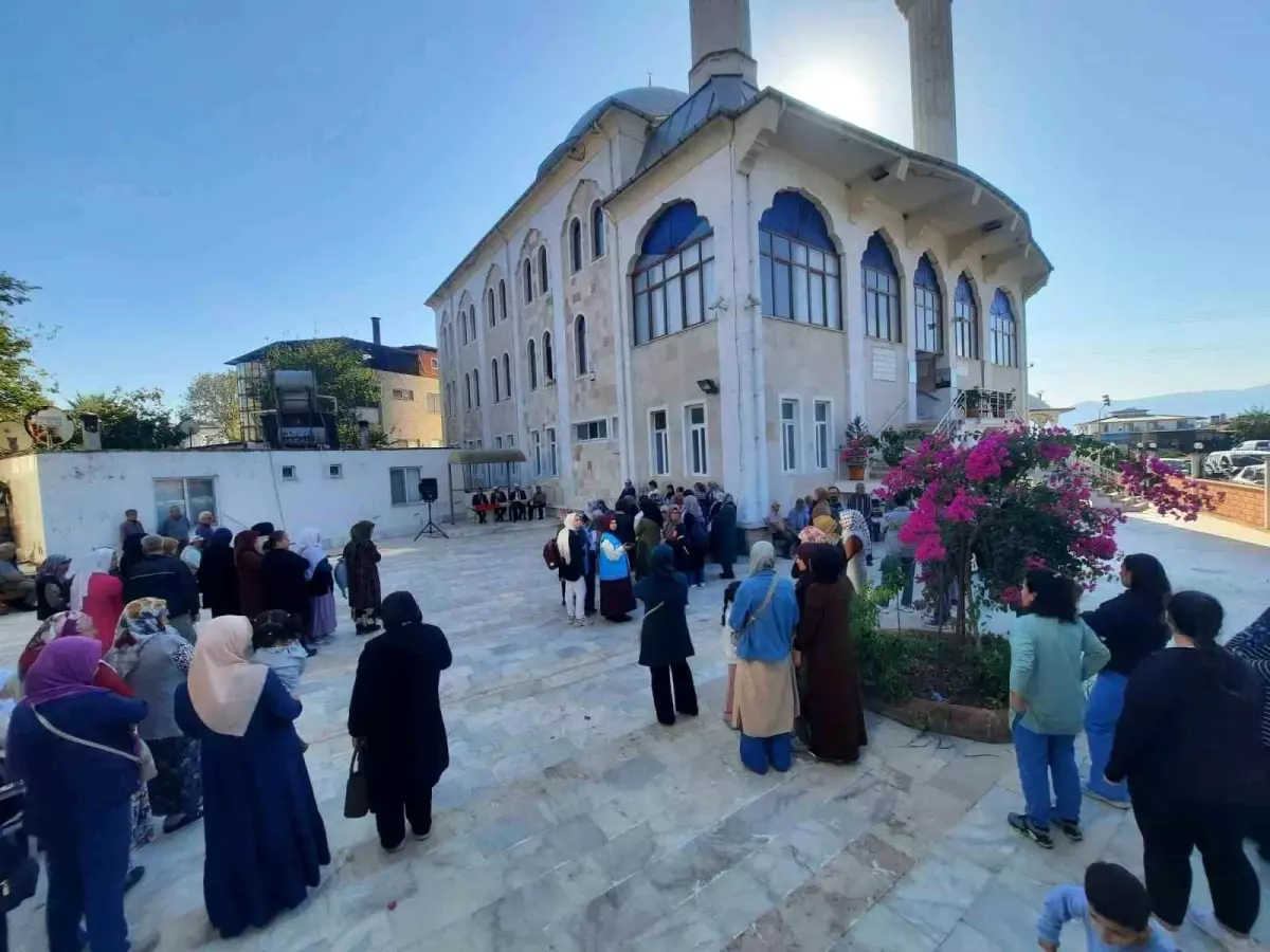 Köyceğiz’den Umreye Uğurlama Töreni