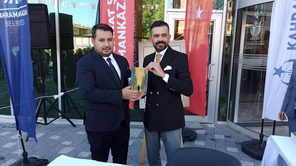 Osman Yalınız’ın Şiir Kitabı İmza Gününde Tanıtıldı