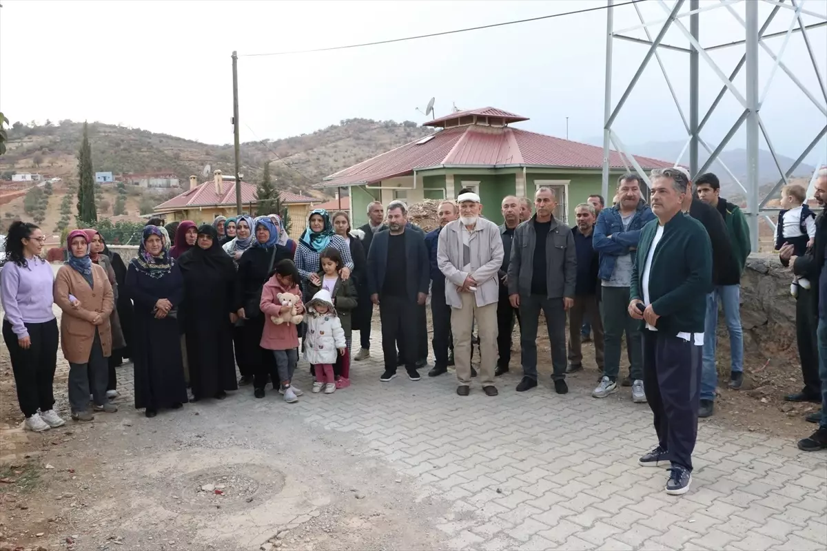 Türkoğlu’nda Baz İstasyonu Eylemi