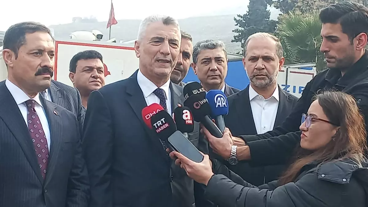 Bakan Bolat: Hatay’daki Gümrük Kapılarından 40 Bin Suriyeli Ülkesine Geçti